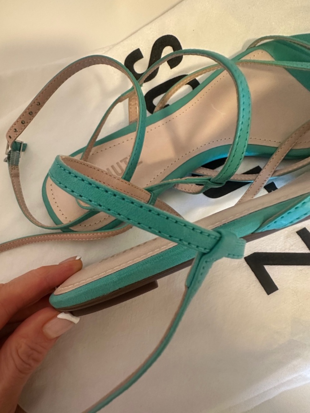 Brand New with Tags (NWT) Schultz strappy flat sandals Size 8 - Picture 3 of 10